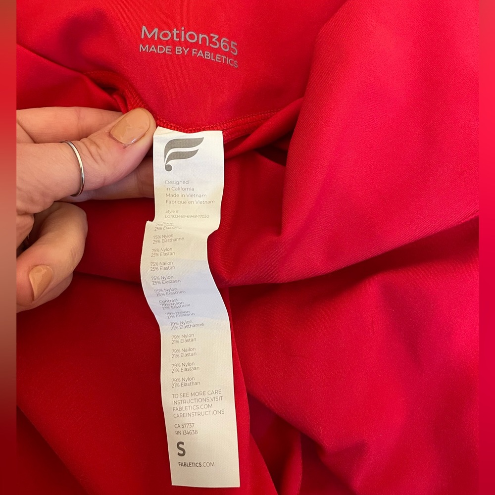 Fabletics Cropped Legging - image 3